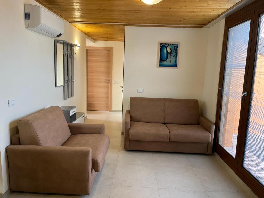 Perla Top Floor Apartment Sirmione Dış mekan fotoğraf